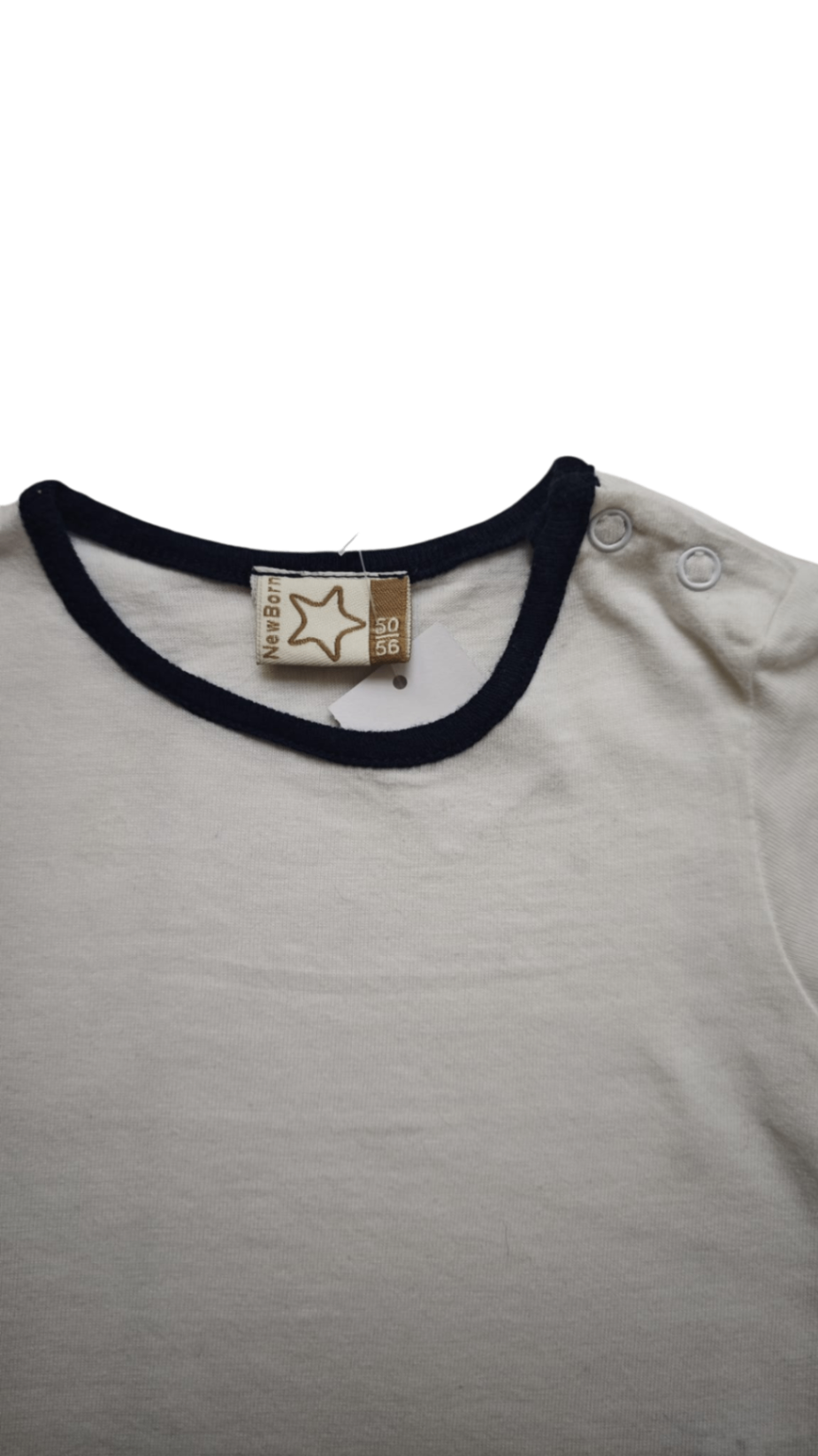 New BORN Kurzarmshirt Weiß mit schwarzen Kragen Größe 56
