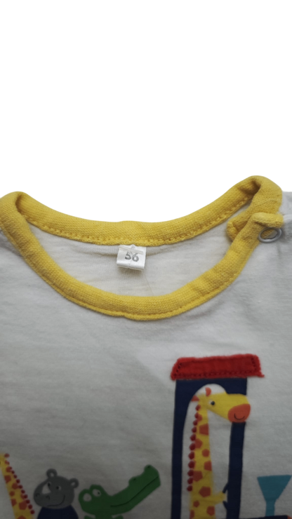 Markenlos Kurzarmshirt Weiß mit gelben, roten, blauen und grünen Applikationen Größe 56