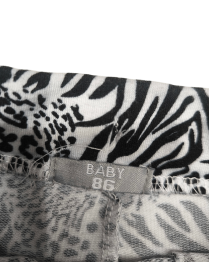 Markenlos Shorts Schwarz, Weiß, Pink Größe 86