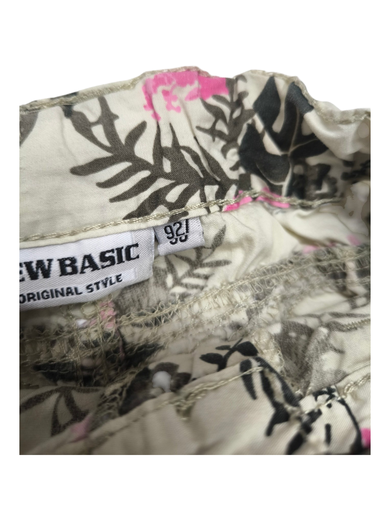 NEW BASIC Shorts Creme, Schwarz, Pink Größe 92