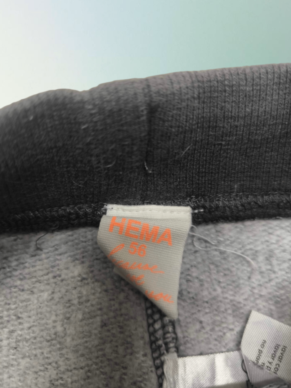 HEMA Jogginghose Dunkelgrau mit Weiß Größe 50-56