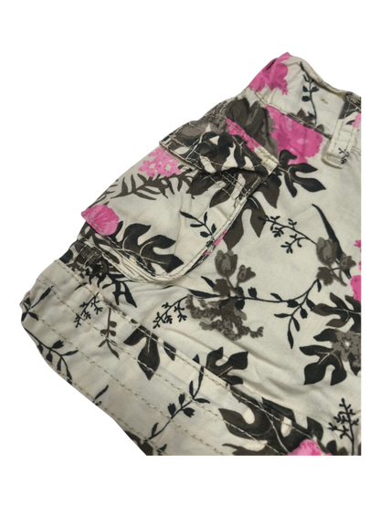 Annabel´s Second Style & Co. Baumwoll-Shorts in Creme mit schwarzem und pinkem Blumenmuster und Cargotasche